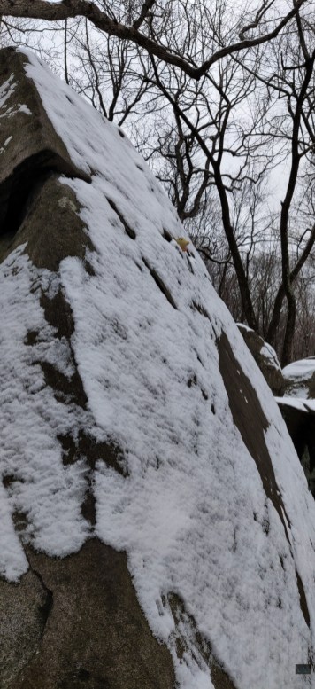 ... and then the icy wall of El Sarhento :)
